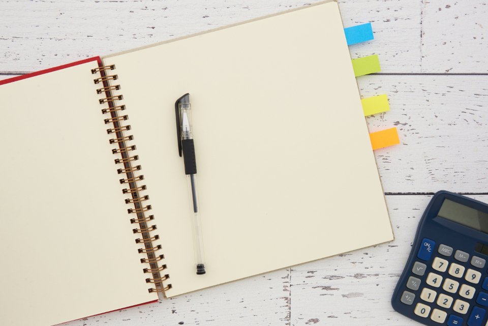 Flatlay representing link building budget planning and cost per link